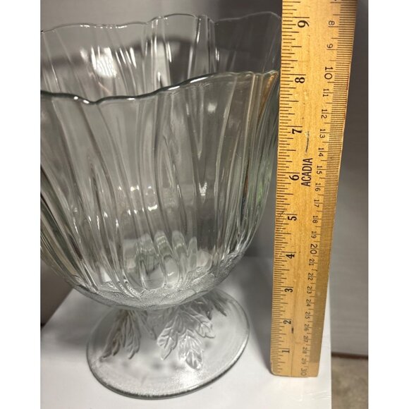 Clear Glass Pedestal Bowl With Leaf Design & Scalloped Edge Textured Embossed 8" - Picture 9 of 10